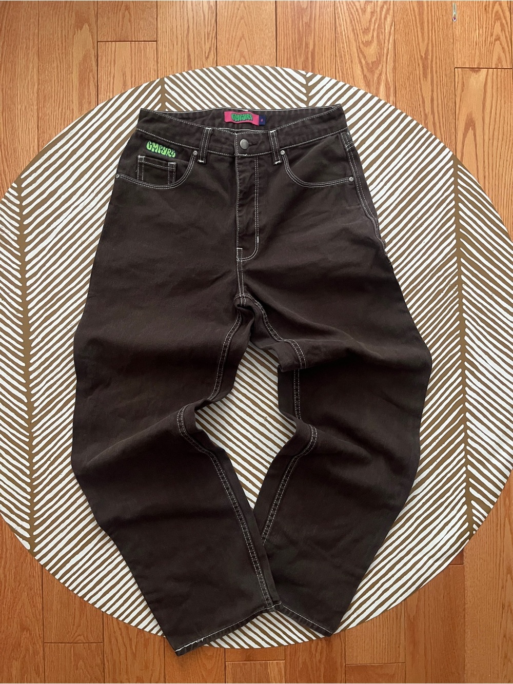 EMPYRE Tori Brown Jeans (women’s 6)